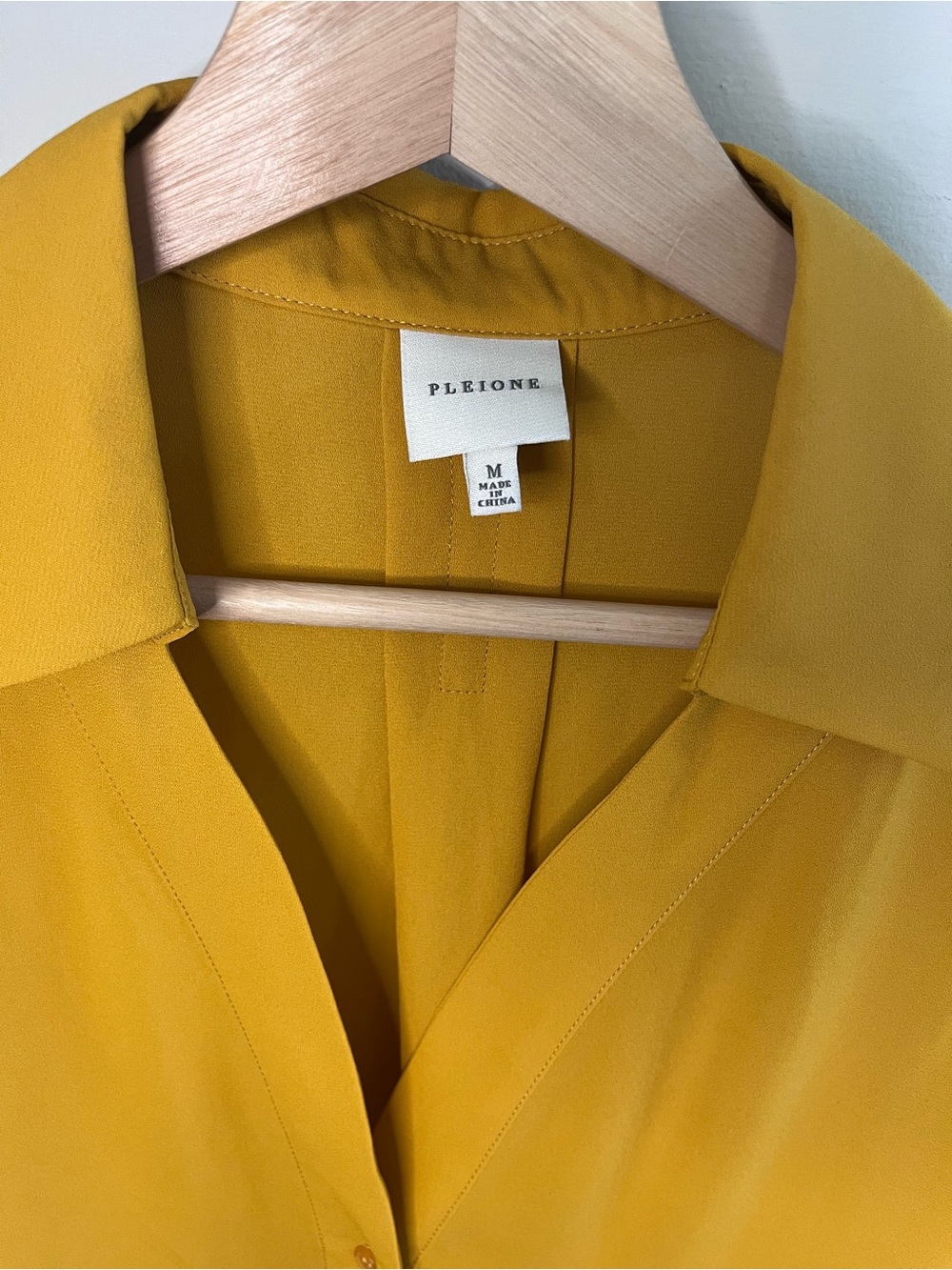 Pleione Mustard Yellow Long Sleeve V-Neck Button Down Blouse Size Medium - Picture 2 of 6